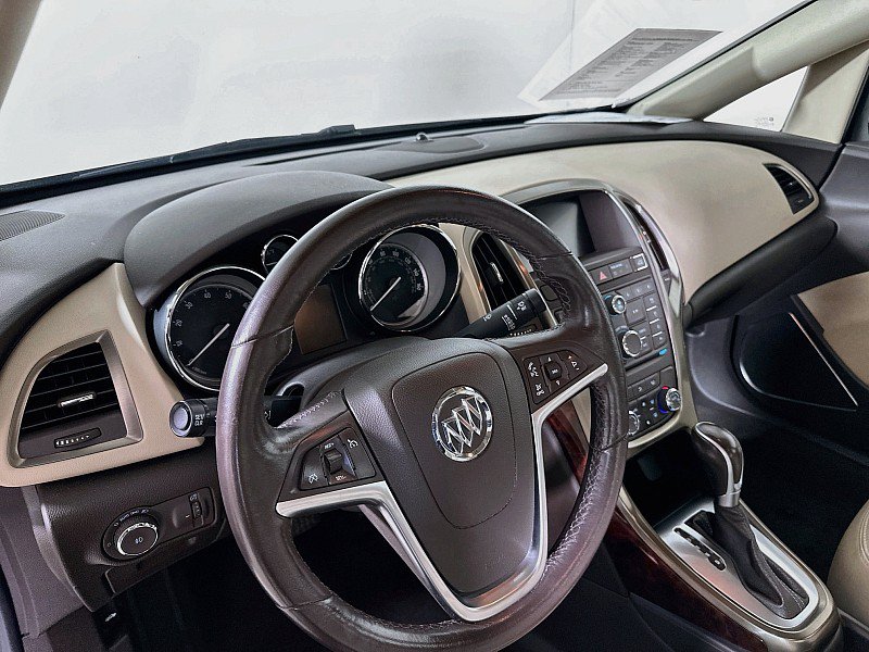 Used 2014 Buick Verano FWD image 9