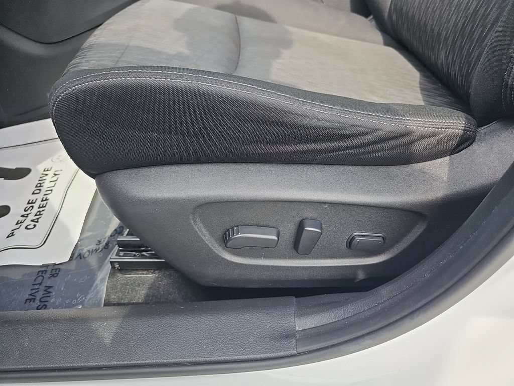 Used 2020 Nissan Rogue SV w/ Premium Package AWD/4WD image 28