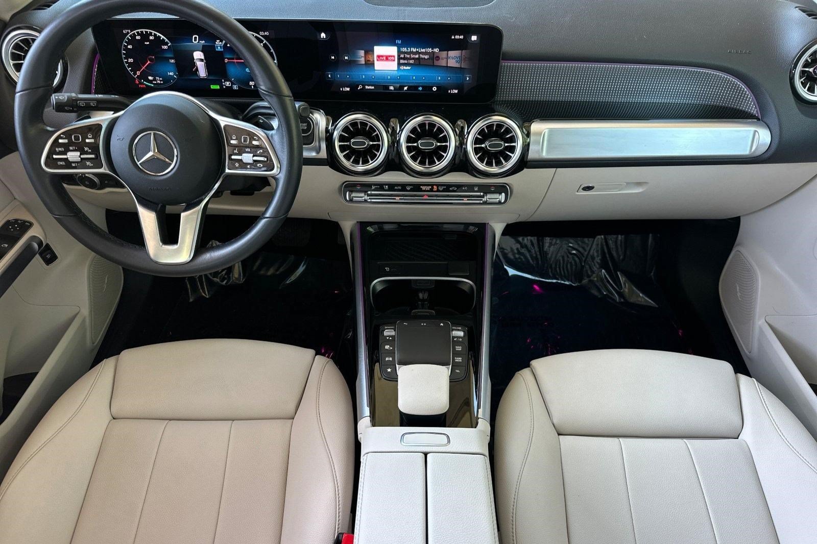 Used 2023 Mercedes-Benz EQB 300 4MATIC image 15