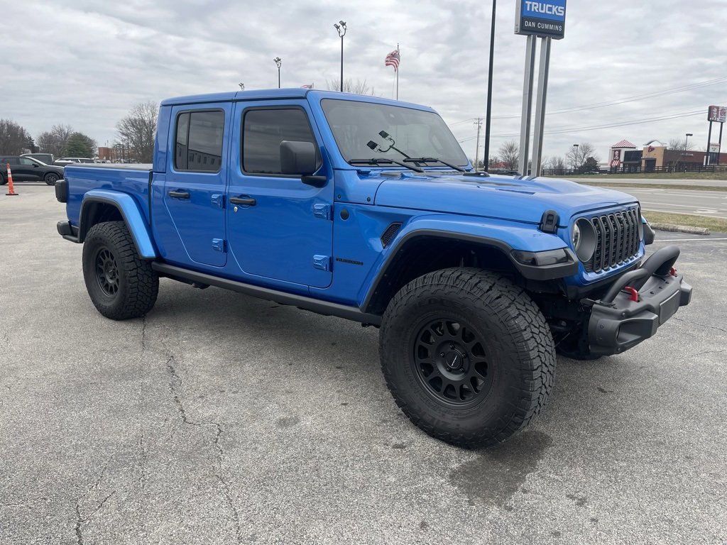 Used 2024 Jeep Gladiator Rubicon image 3