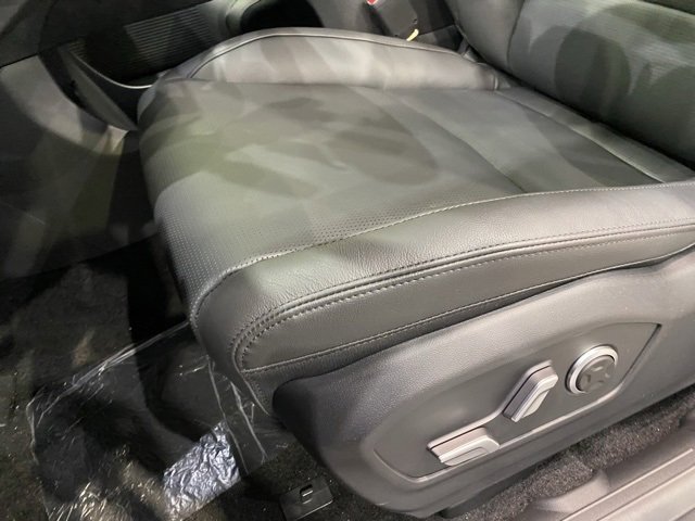 New 2025 Hyundai Santa Fe Limited image 24