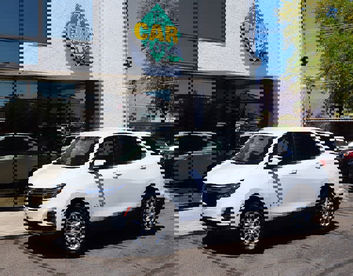 Used 2022 Chevrolet Equinox LT image 3