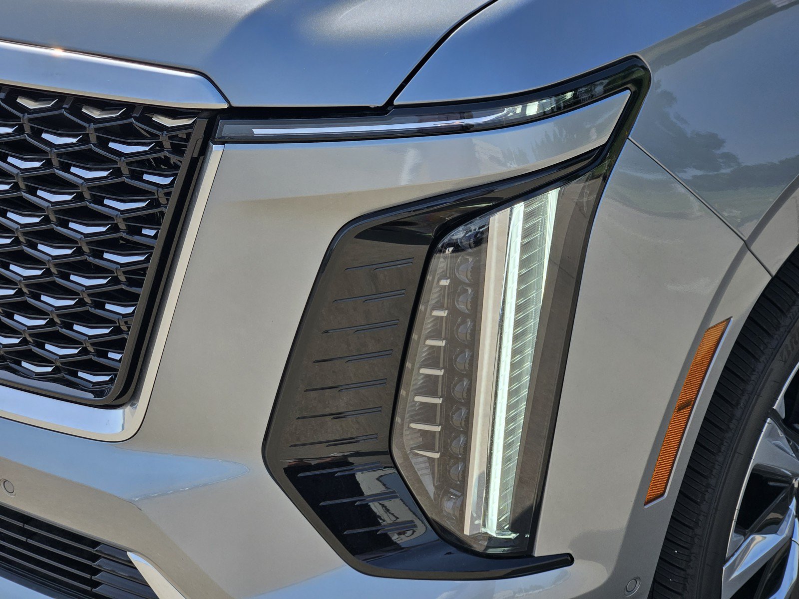 New 2026 Cadillac Escalade Luxury w/ Touring Package AWD/4WD image 5