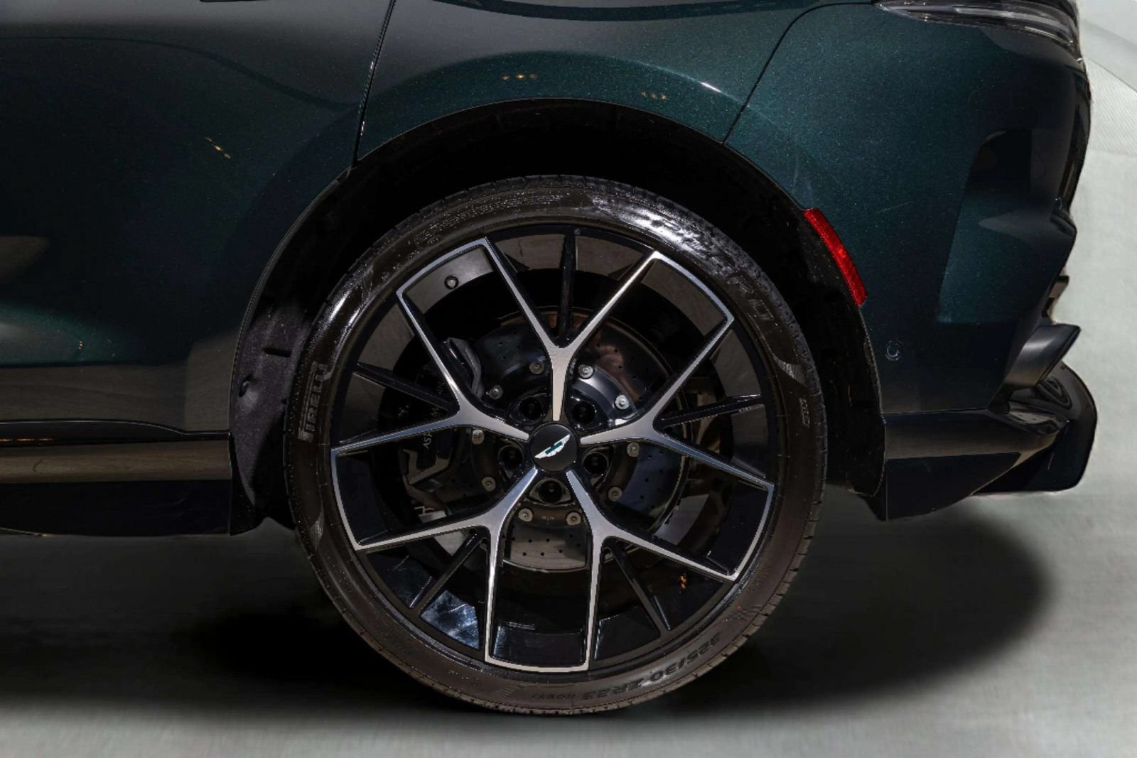 New 2026 Aston Martin DBX 707 AWD/4WD image 11