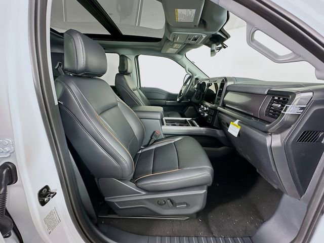New 2025 Ford F350 Lariat w/ Black Appearance Package image 32