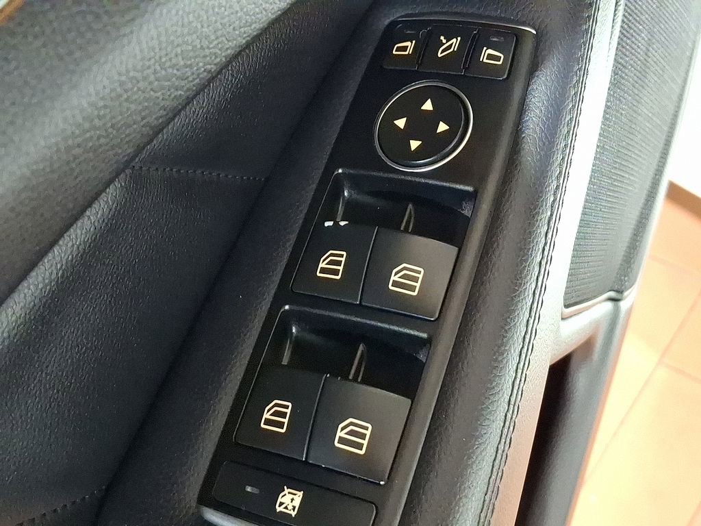 Used 2016 Mercedes-Benz CLS 400 4MATIC image 19