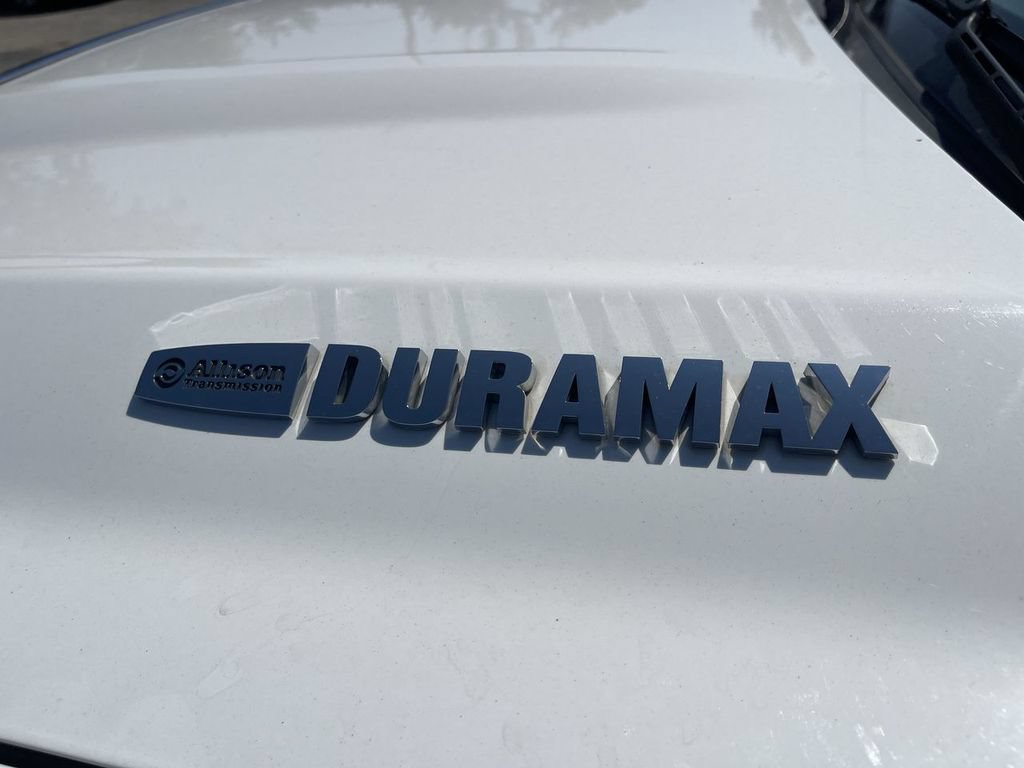 Used 2019 Chevrolet Silverado 2500 LTZ w/ Duramax Plus Package AWD/4WD image 3