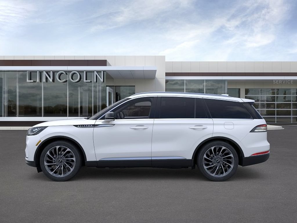 New 2026 Lincoln Aviator Reserve w/ Luxury Package AWD/4WD image 3