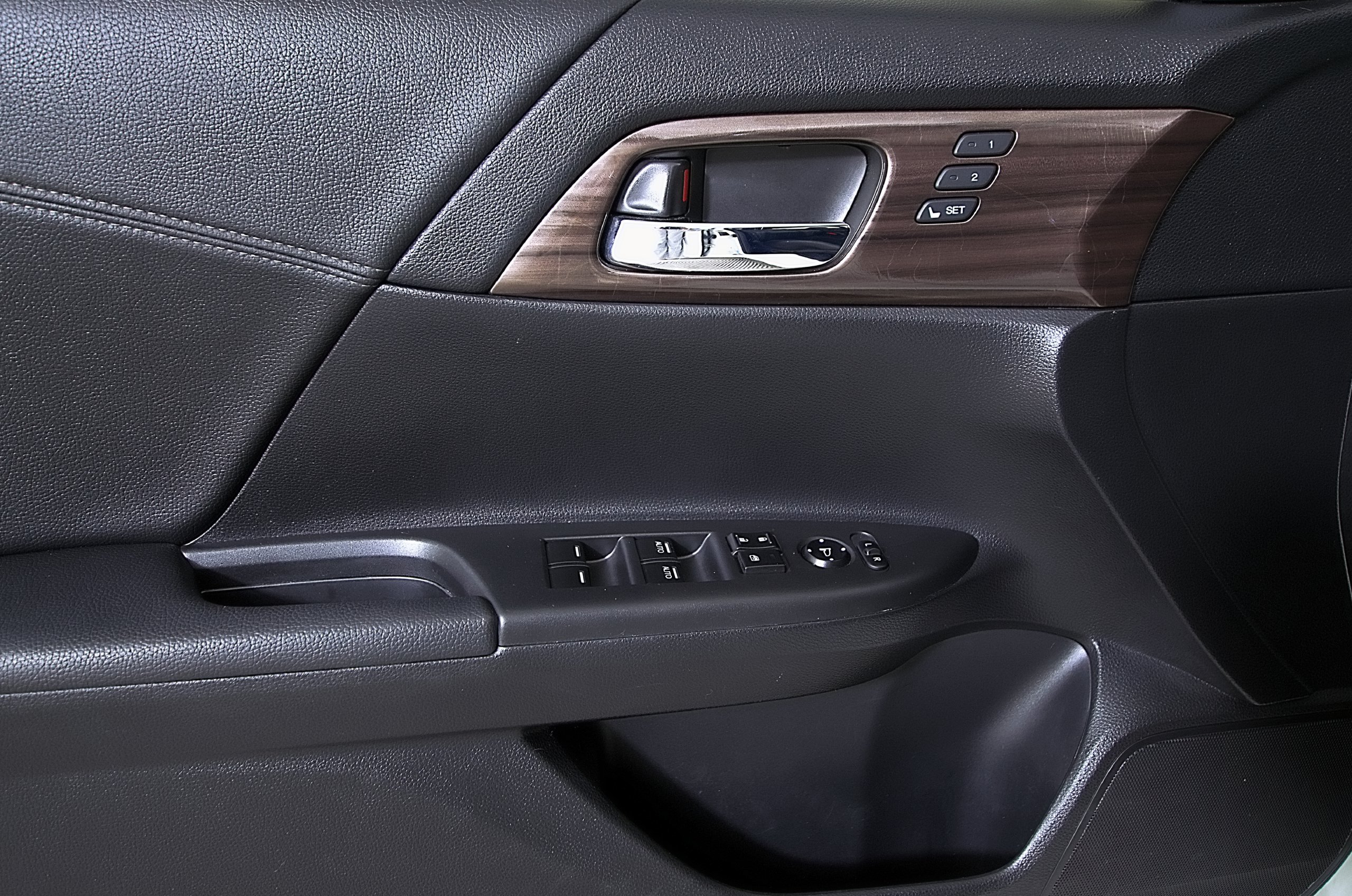 Used 2016 Honda Accord EX-L image 17