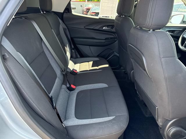 Used 2025 Chevrolet TrailBlazer LT FWD image 14