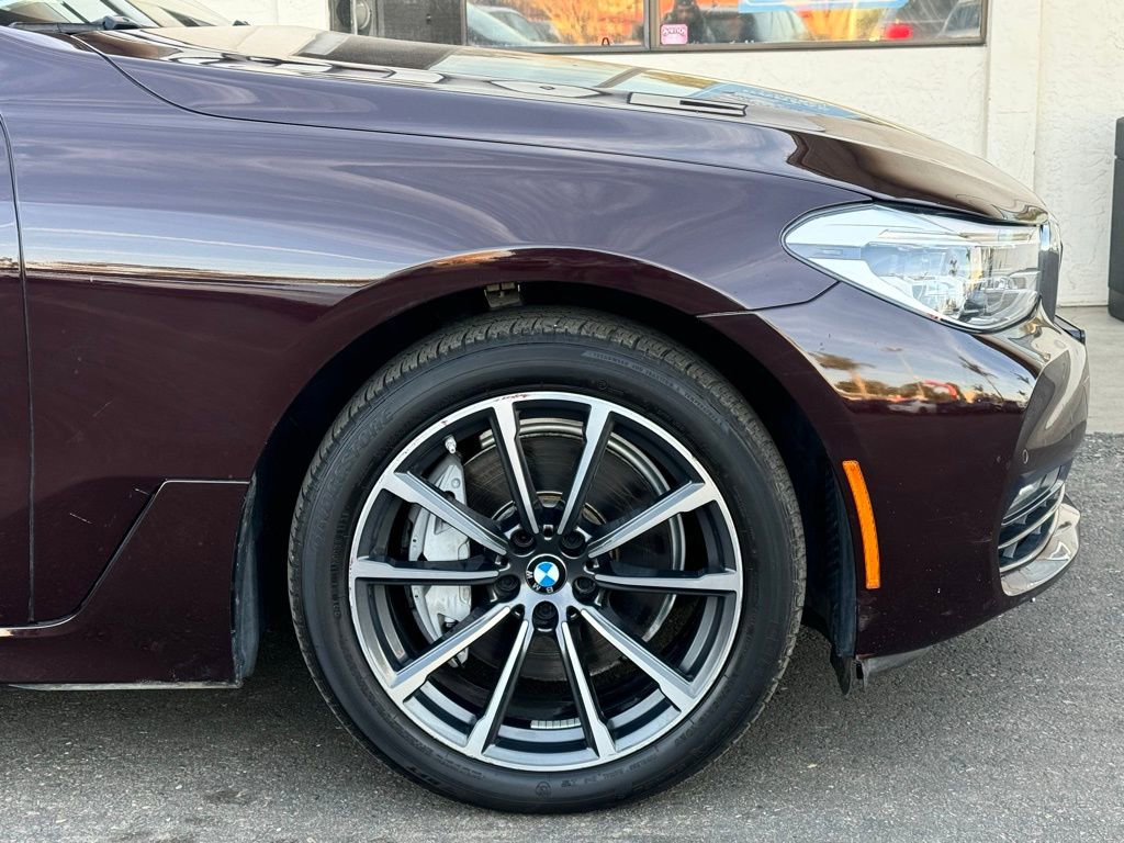 Used 2018 BMW 640i Gran Turismo xDrive image 2