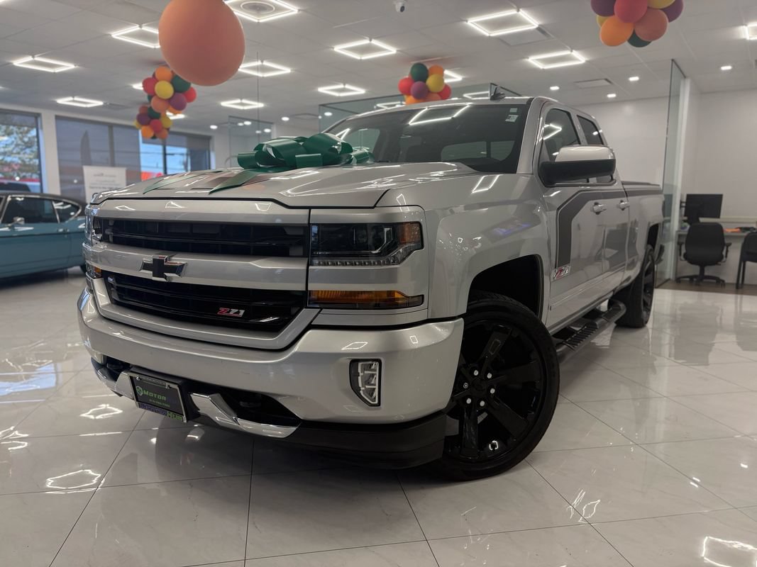 Used 2017 Chevrolet Silverado 1500 LT w/ Rally 2 Edition AWD/4WD image 1