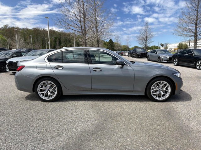 Used 2025 BMW 330i 330i image 2