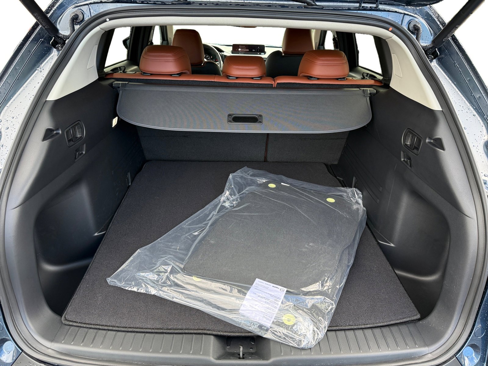 Used 2025 MAZDA CX-50 AWD 2.5 Turbo w/ Premium Pkg image 17