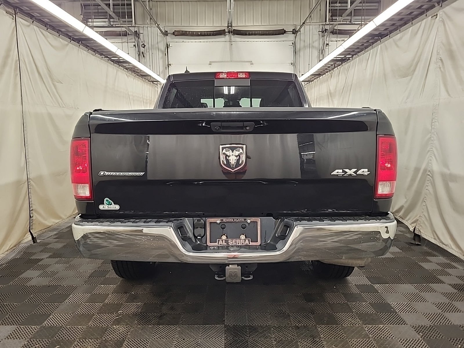 Used 2018 RAM 1500 Outdoorsman AWD/4WD image 4
