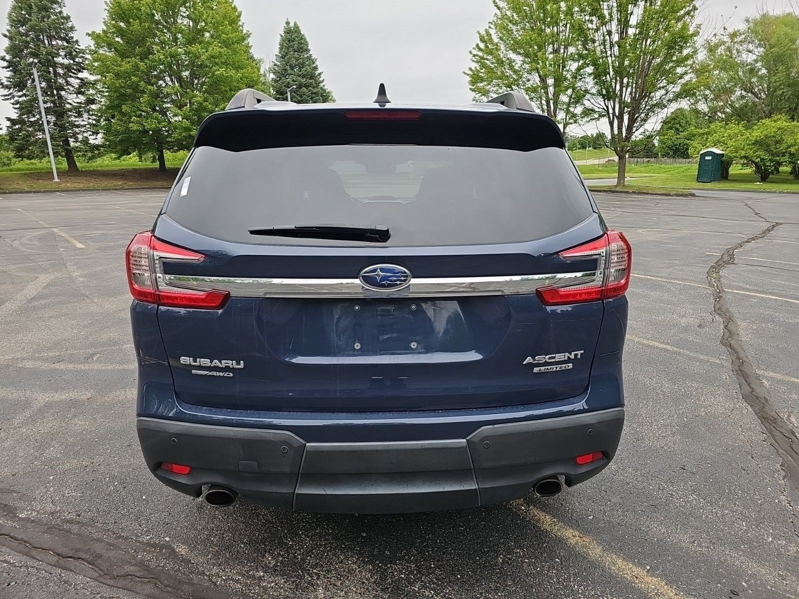 Used 2023 Subaru Ascent Limited AWD/4WD image 5