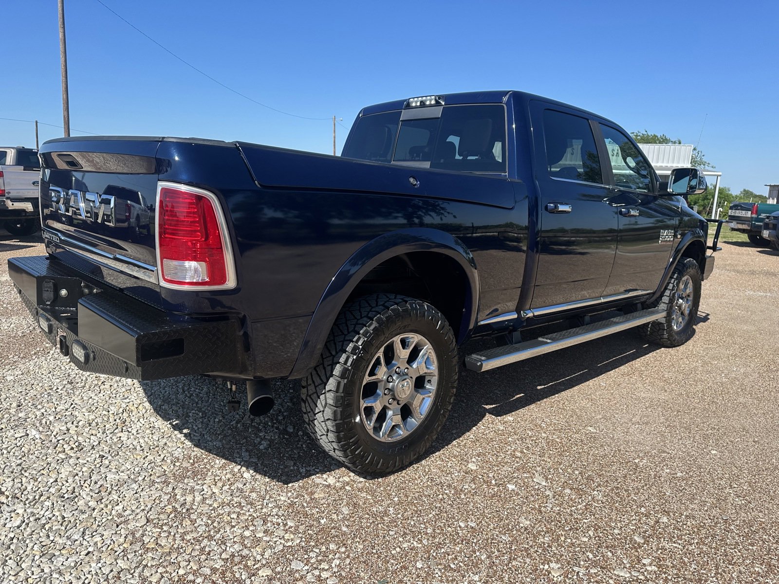 Used 2017 RAM 2500 Limited AWD/4WD image 4