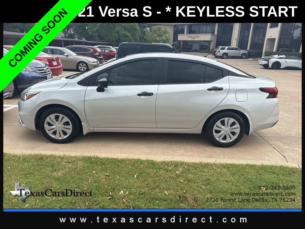 Used 2021 Nissan Versa S image 3
