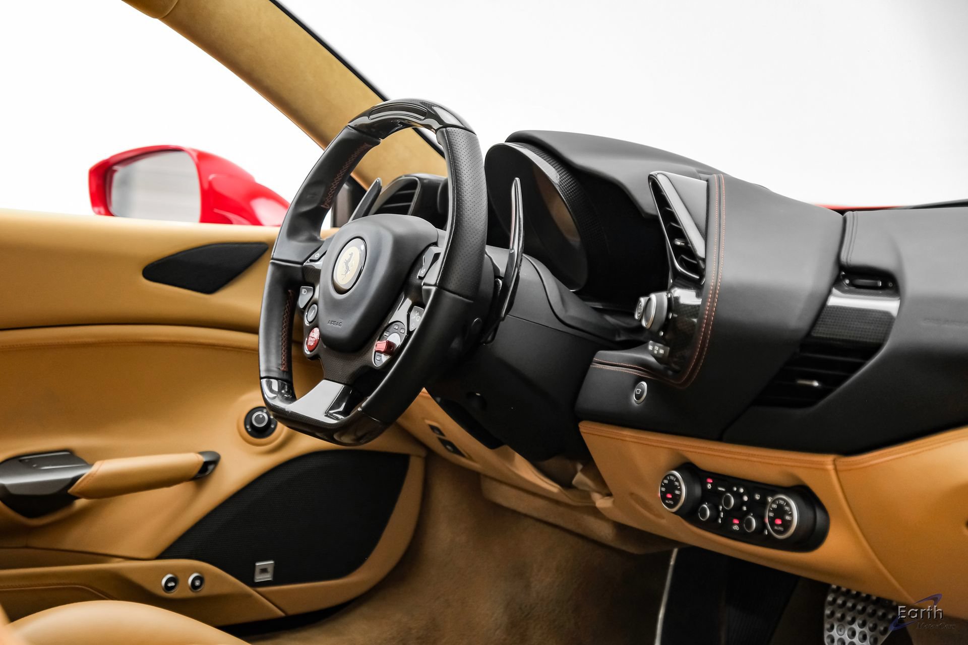 Used 2017 Ferrari 488 GTB RWD image 60