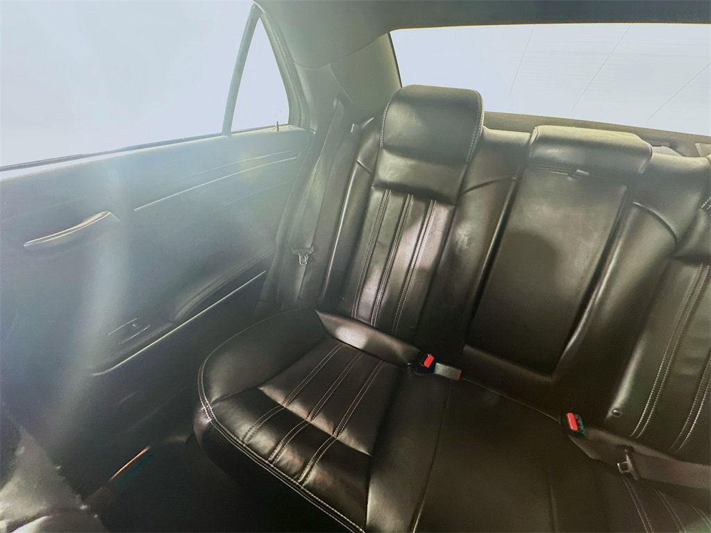Used 2023 Chrysler 300 S image 12