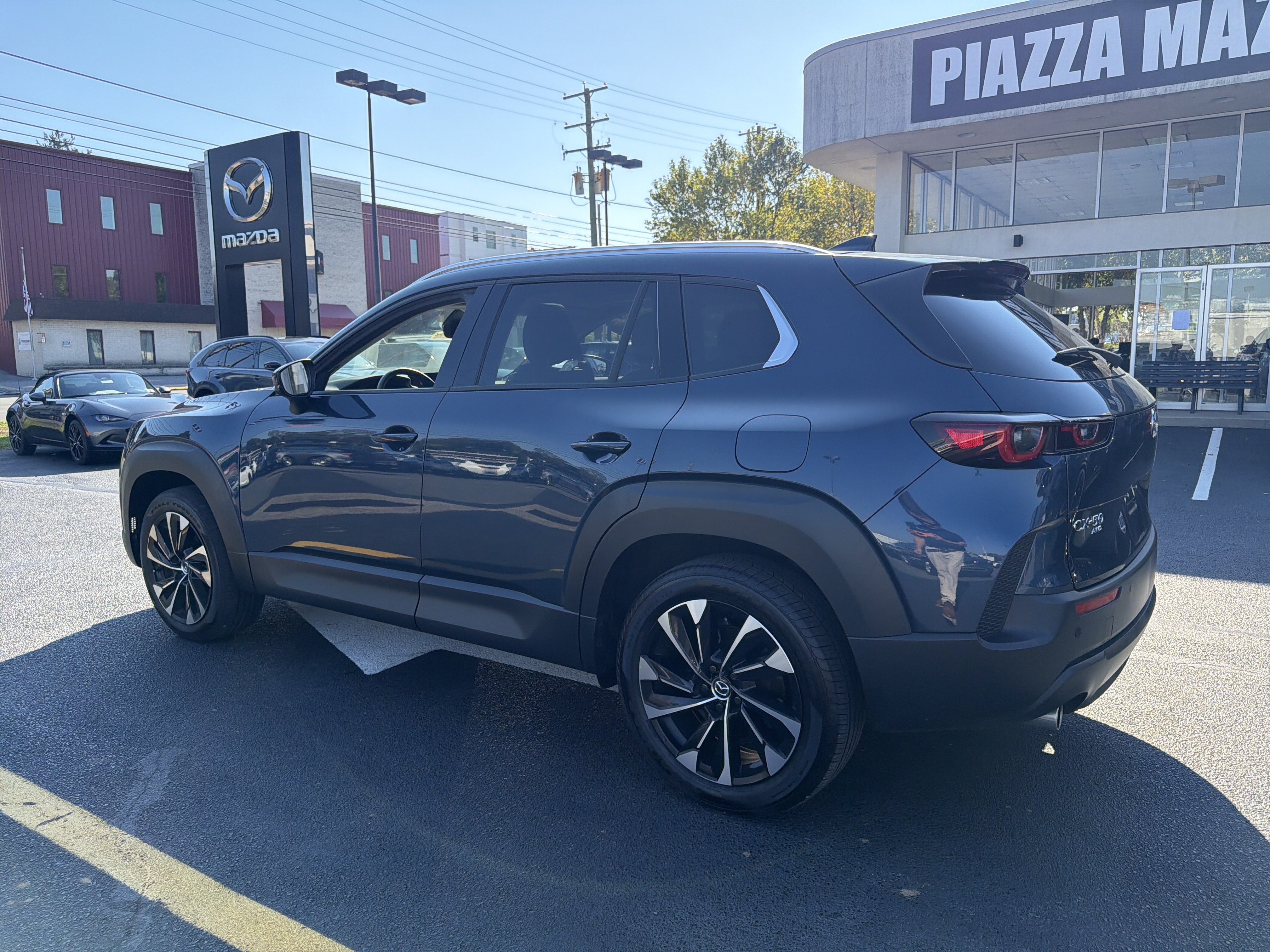 Certified 2026 MAZDA CX-50 2.5 Hybrid w/ Weather Package AWD/4WD image 5