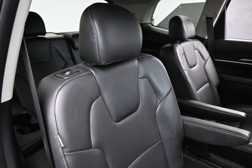 New 2024 Kia Telluride S w/ S Sunroof Package FWD image 36