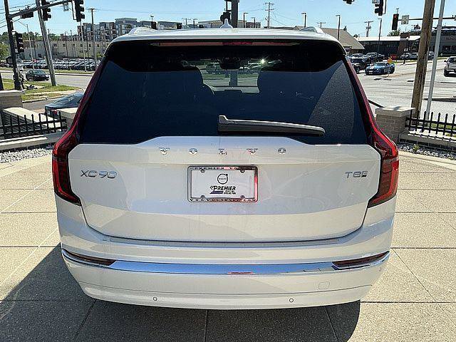 New 2026 Volvo XC90 T8 Plus w/ Protection Package Premier AWD/4WD image 9