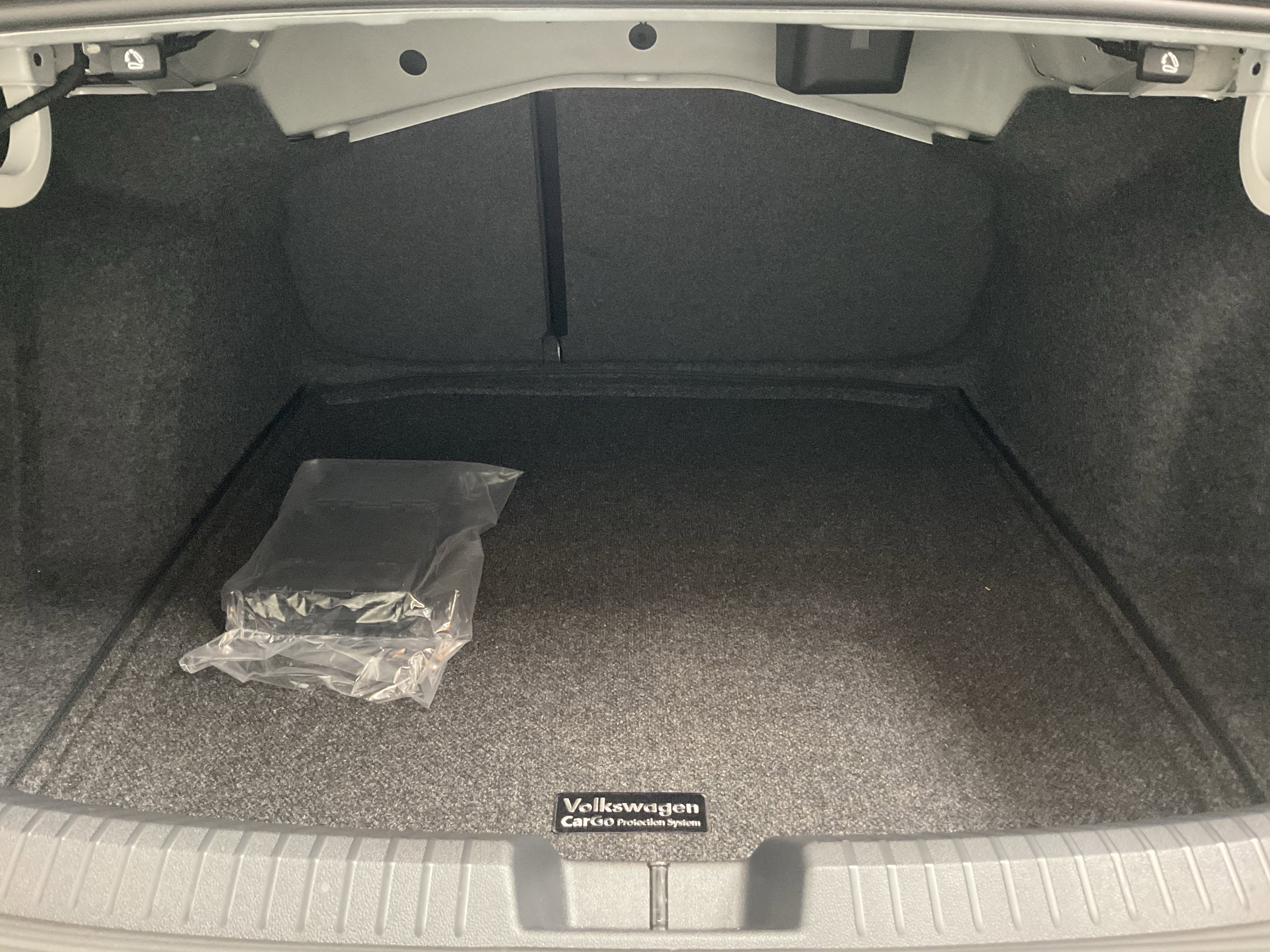 New 2026 Volkswagen Jetta SE image 16