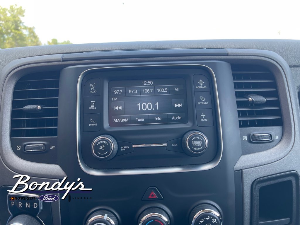 Used 2017 RAM 1500 Express RWD image 5