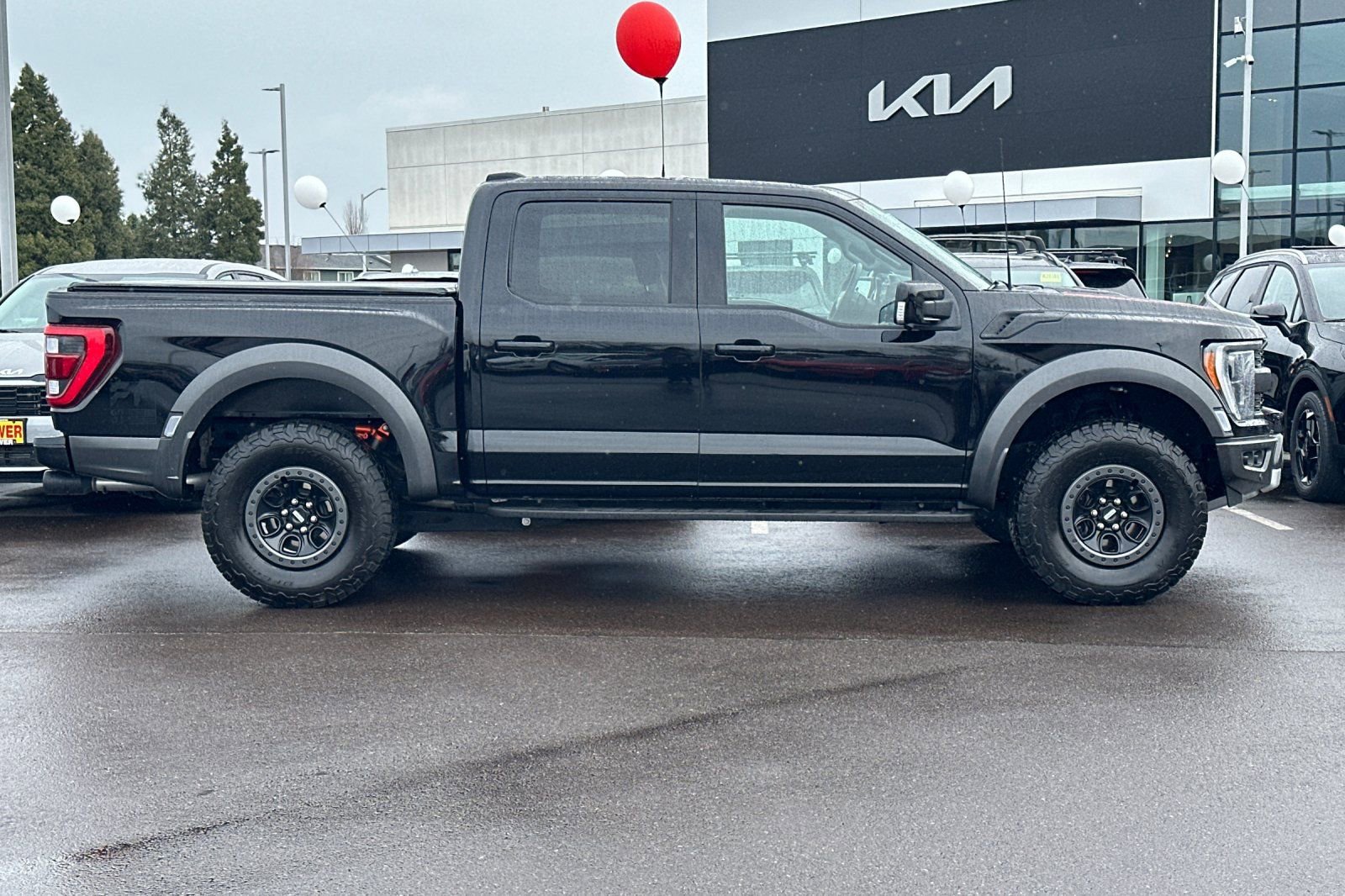 Used 2023 Ford F150 Raptor image 3