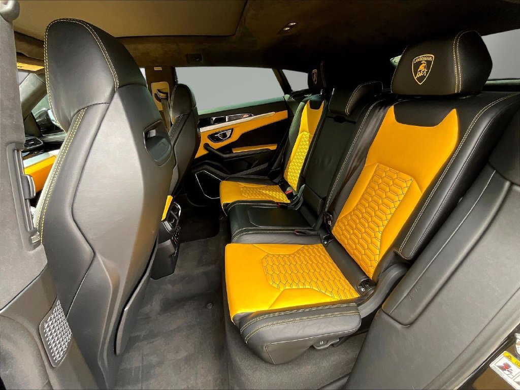 Used 2021 Lamborghini Urus AWD/4WD image 22