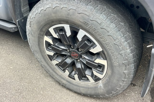 Used 2023 Nissan Frontier Pro-X w/ Pro Convenience Package RWD image 4