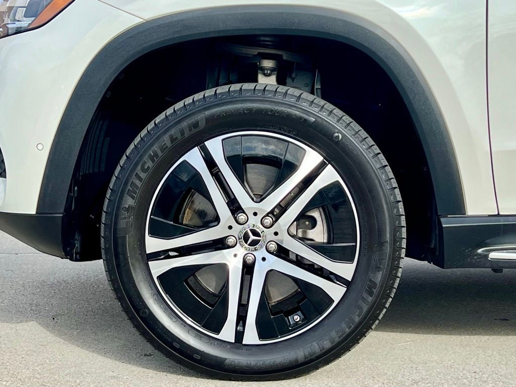 Certified 2022 Mercedes-Benz GLS 450 4MATIC image 9