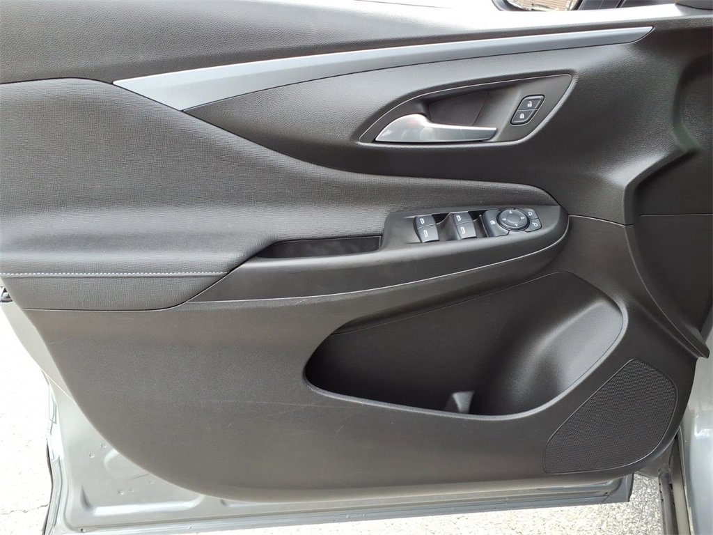 Used 2024 Buick Envista Preferred image 13