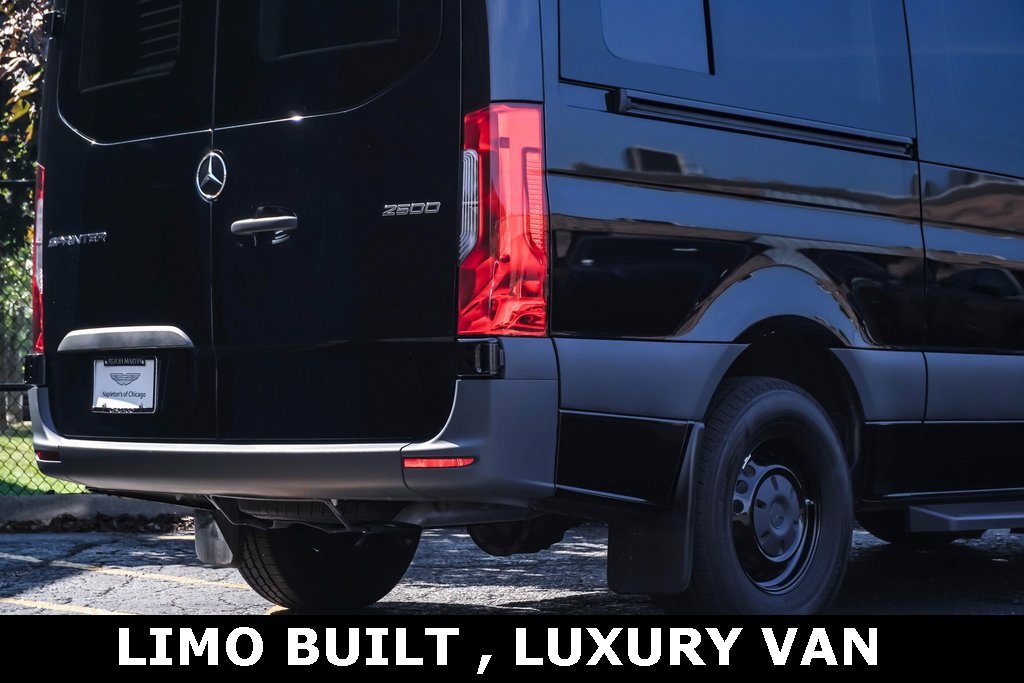 Used 2023 Mercedes-Benz Sprinter 2500 image 10