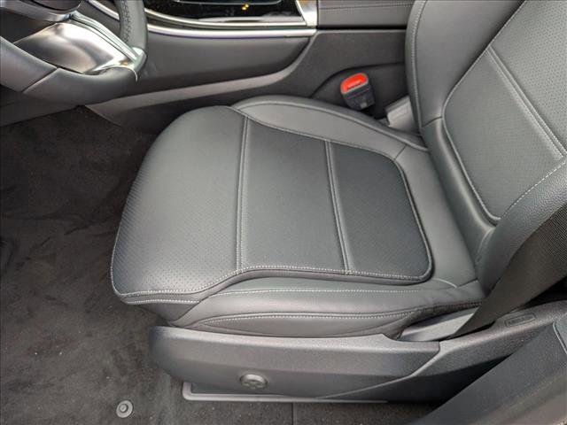 Certified 2026 Mercedes-Benz GLC 300 image 4