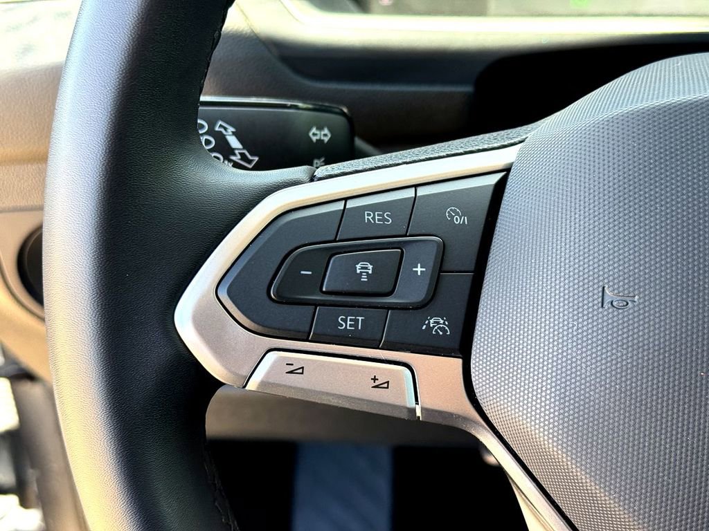 Certified 2024 Volkswagen Tiguan Wolfsburg Edition FWD image 16