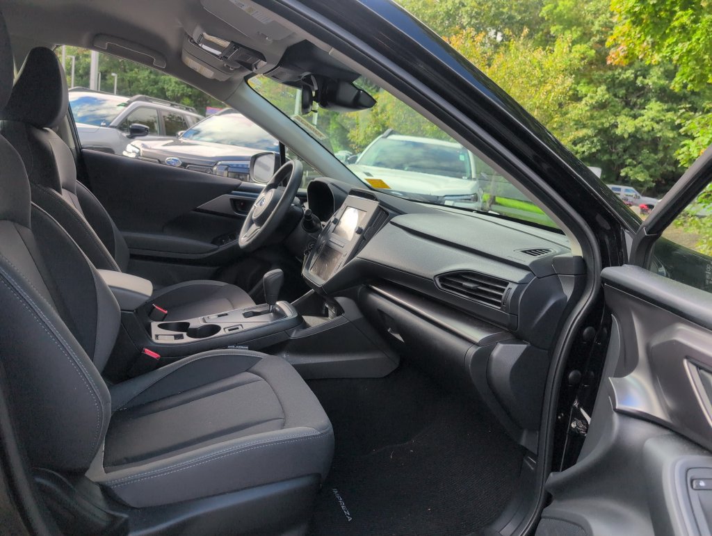 Certified 2025 Subaru Impreza 2.0i AWD/4WD image 37