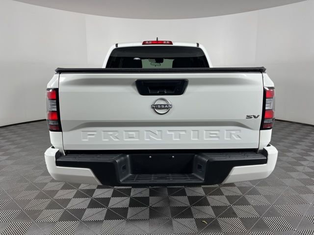 Used 2024 Nissan Frontier SV image 11
