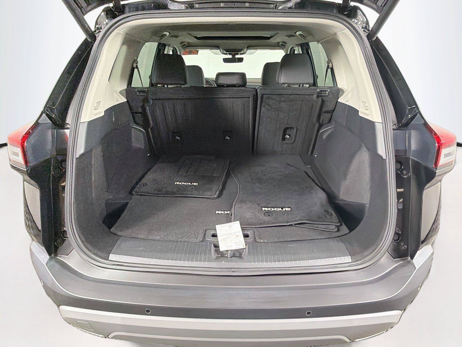 Used 2023 Nissan Rogue SV w/ SV Premium B Package AWD/4WD image 14