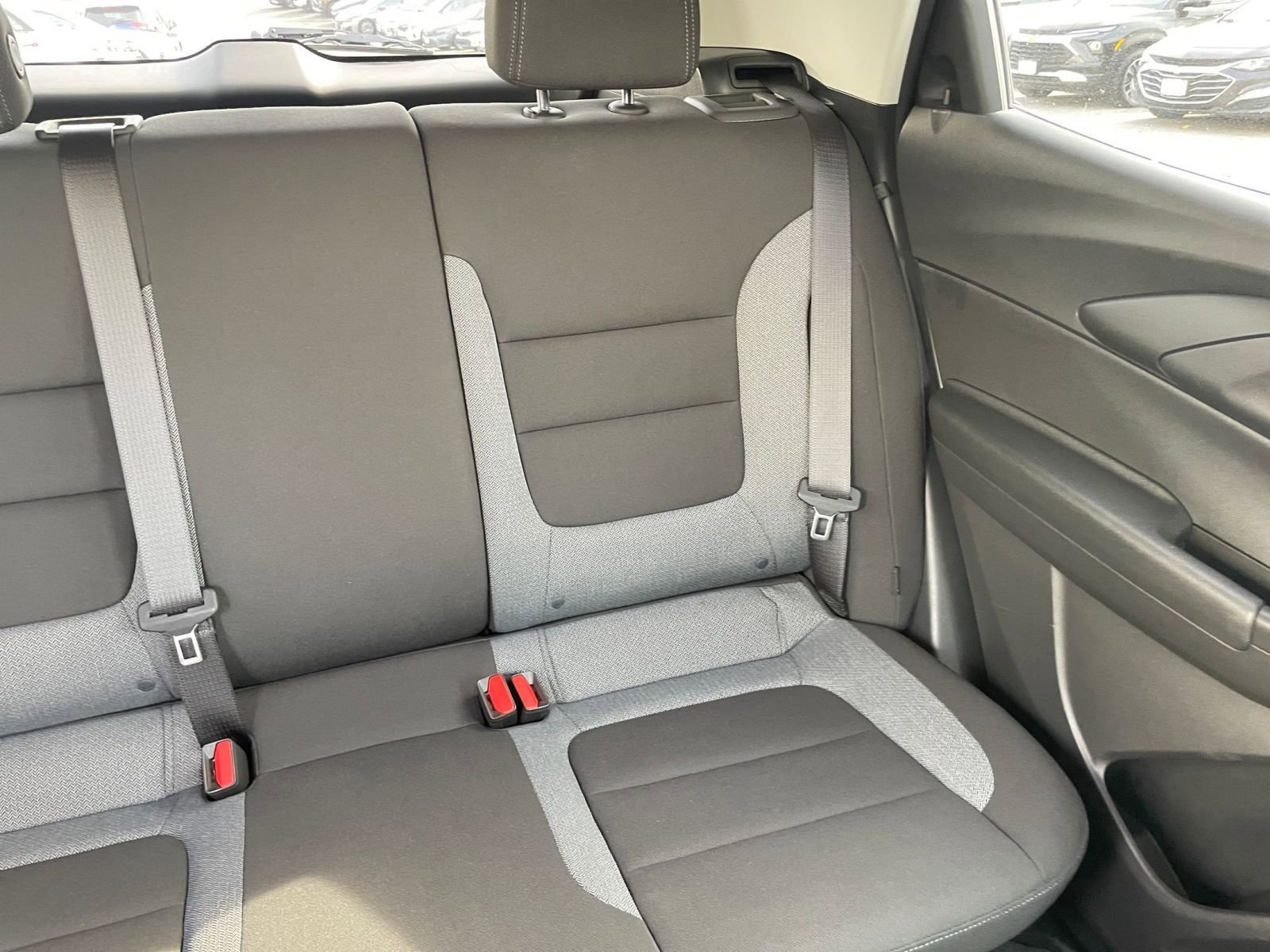 Used 2025 Chevrolet TrailBlazer LT image 35