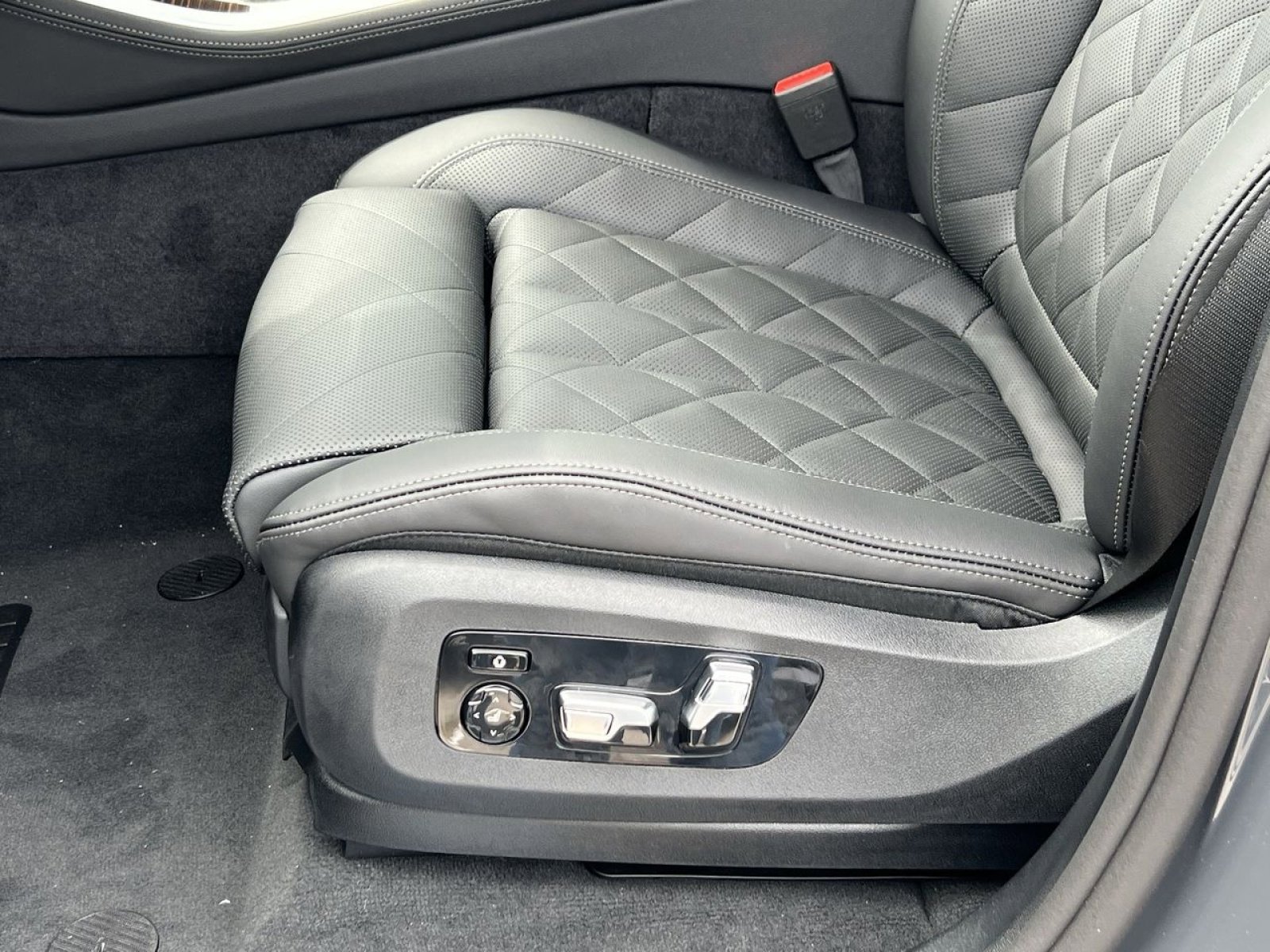 New 2026 BMW X5 xDrive40i image 11