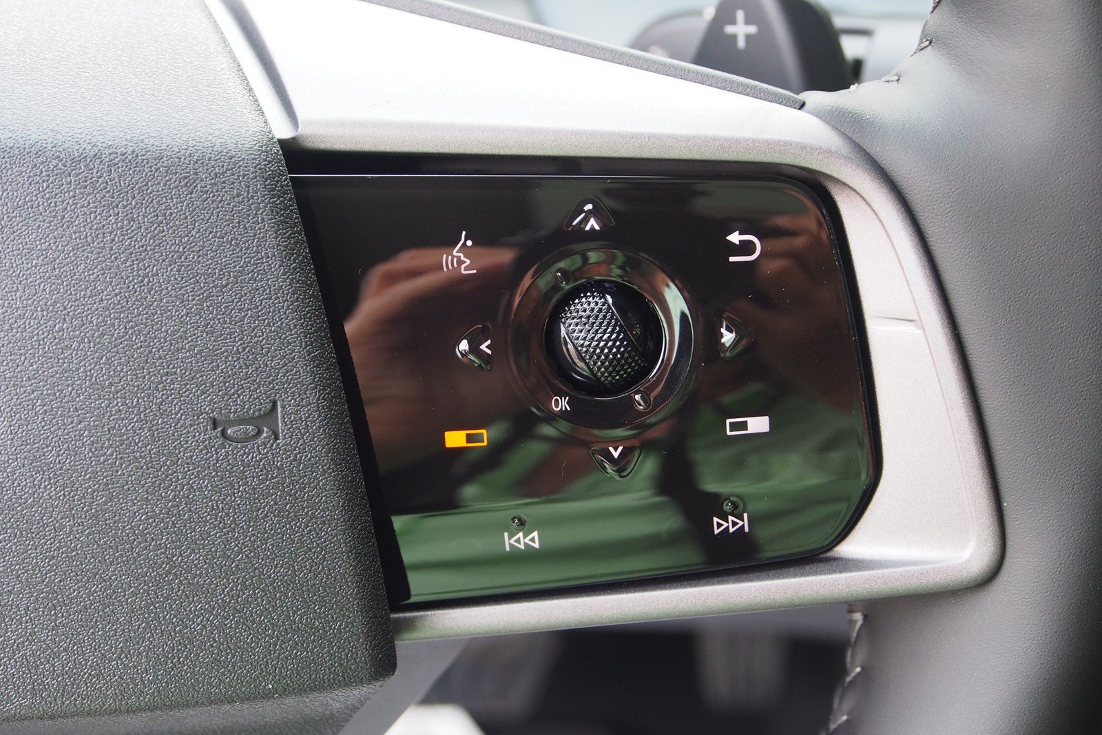 New 2026 Nissan Leaf Platinum+ FWD image 22