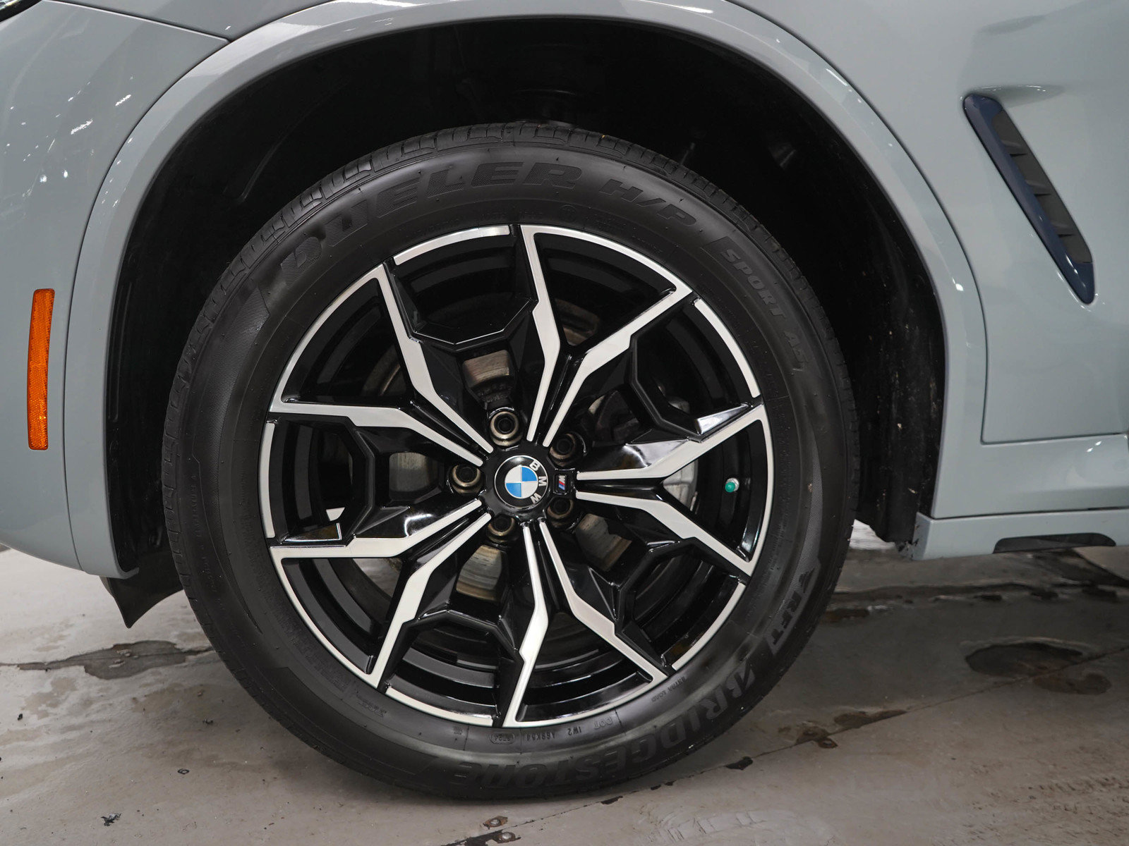 Used 2022 BMW X3 xDrive30i w/ M Sport Package AWD/4WD image 31