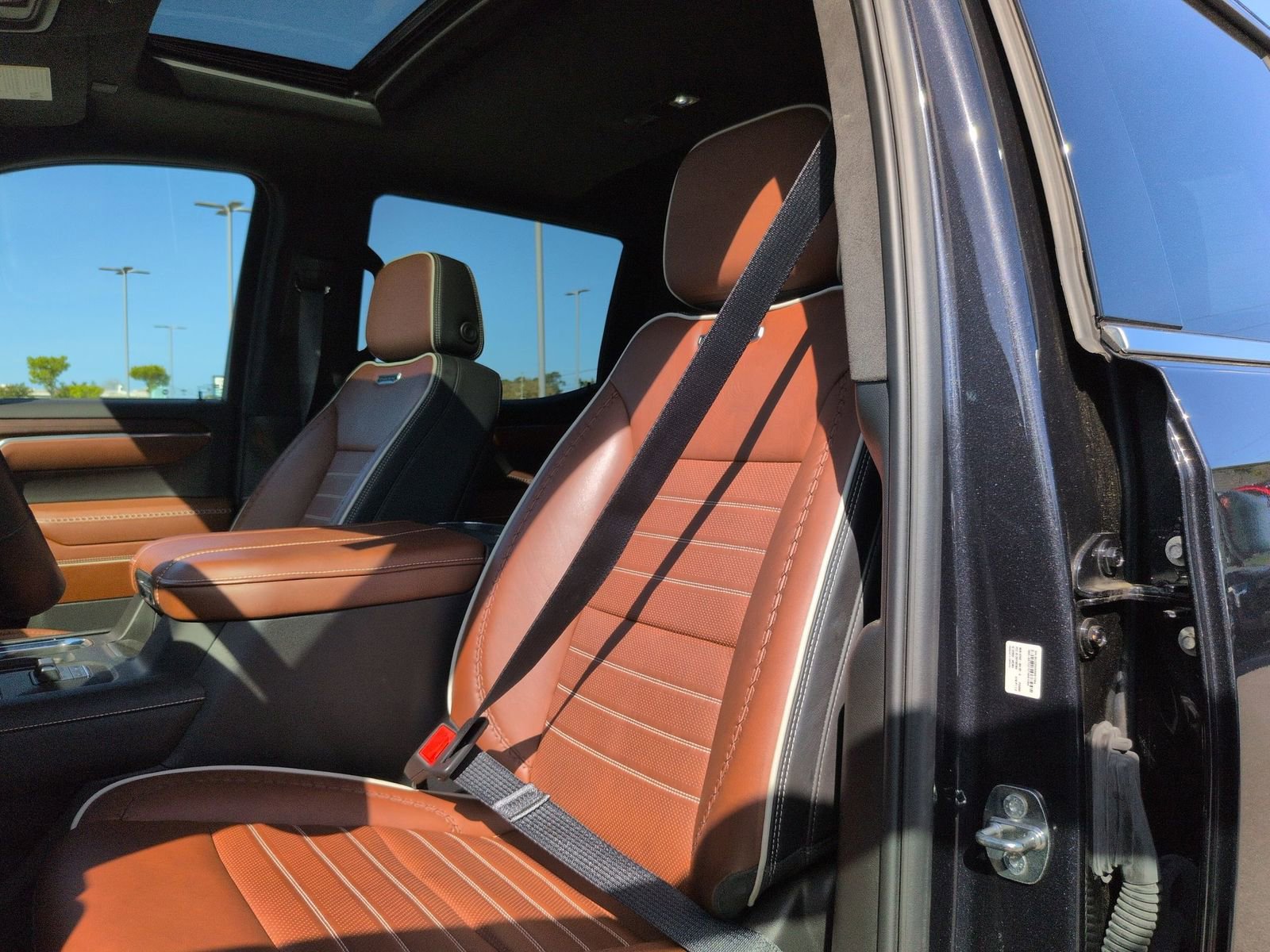 Used 2024 GMC Sierra 1500 Denali Ultimate AWD/4WD image 14