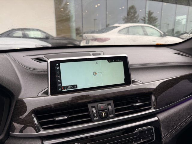 Used 2020 BMW X1 xDrive28i w/ Convenience Package AWD/4WD image 4