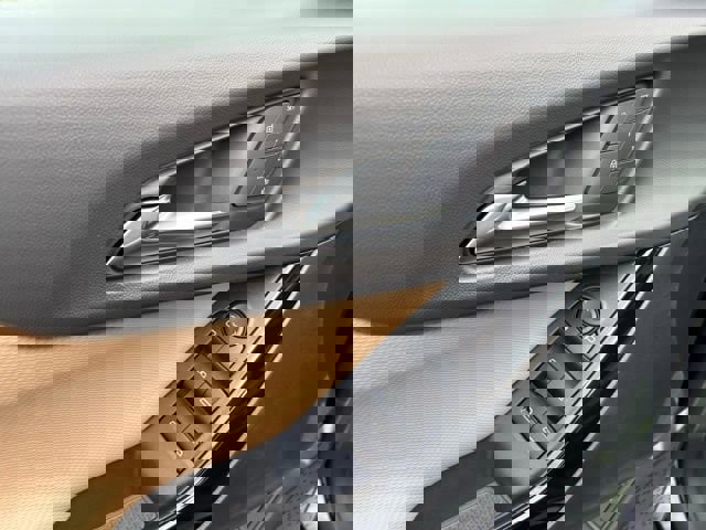 New 2026 Chevrolet Equinox ACTIV w/ Convenience Package III image 18