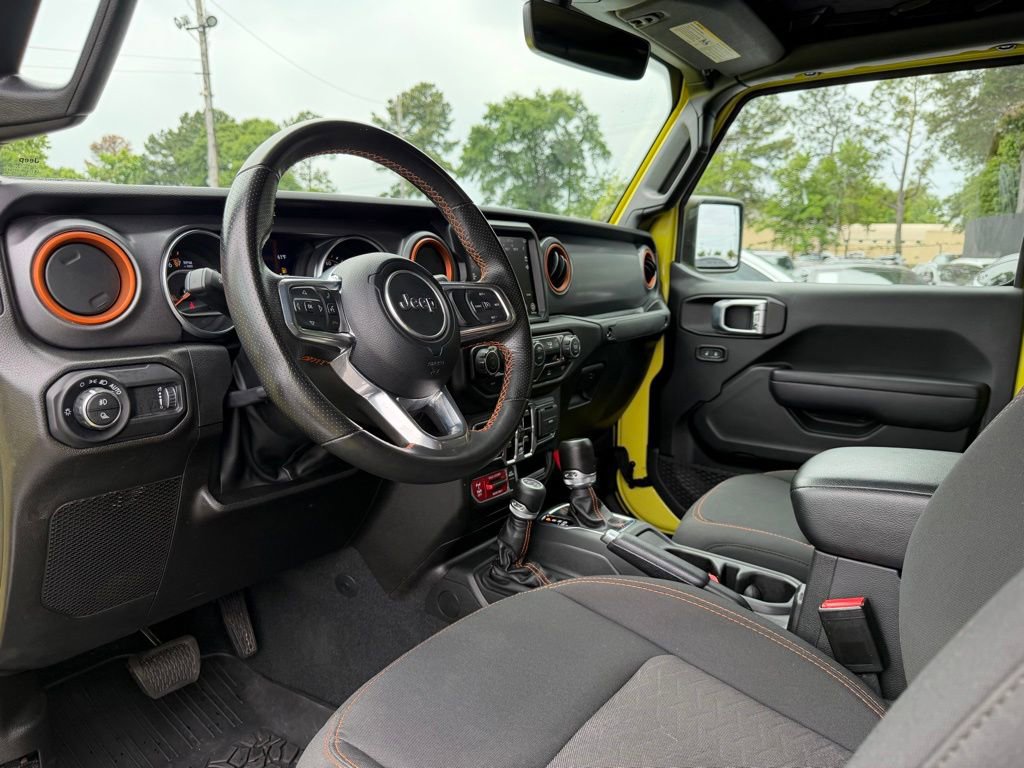 Used 2023 Jeep Gladiator Mojave AWD/4WD image 9