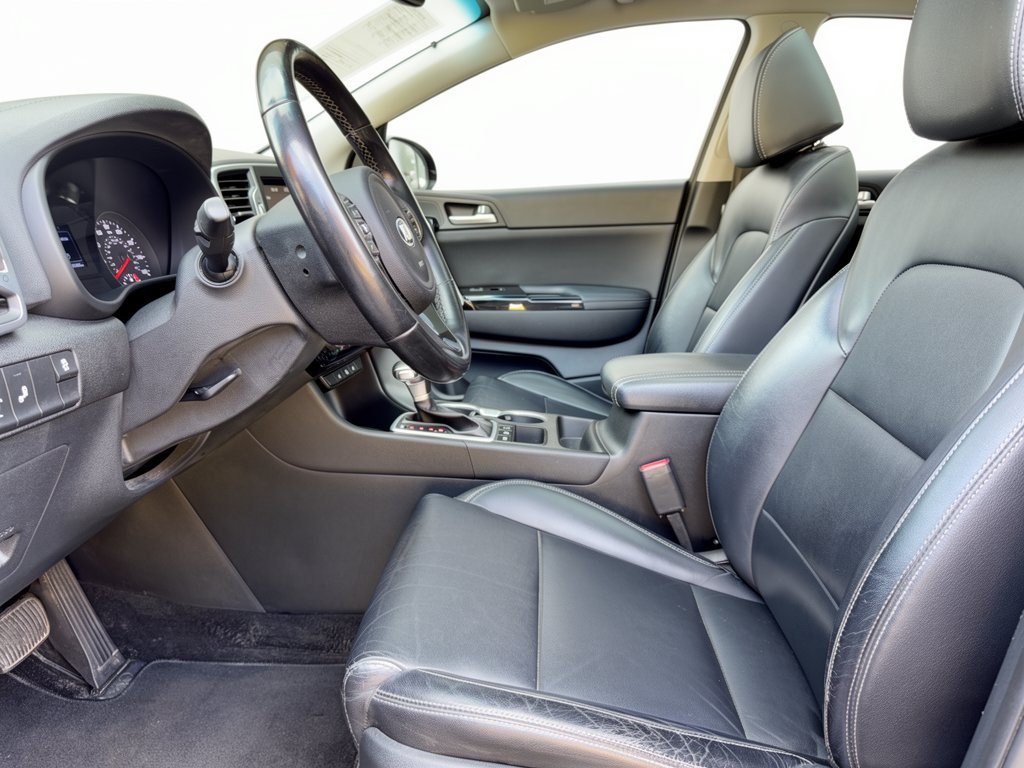 Used 2018 Kia Sportage EX w/ EX Premium Package AWD/4WD image 5