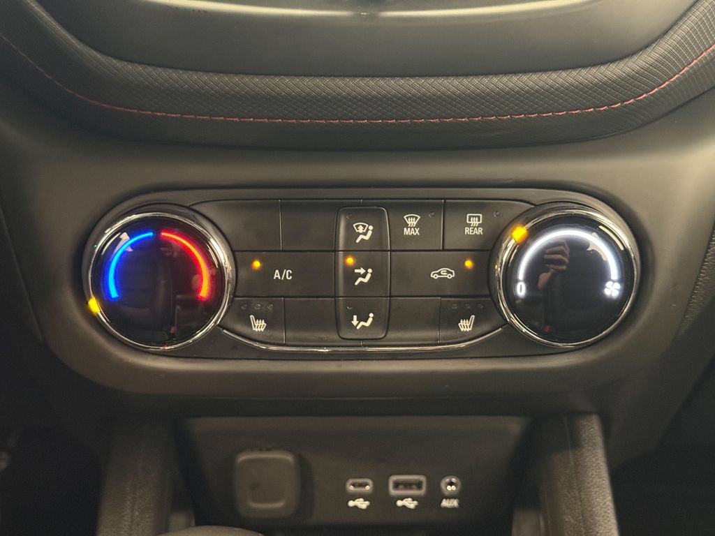 Used 2022 Chevrolet TrailBlazer RS FWD image 25